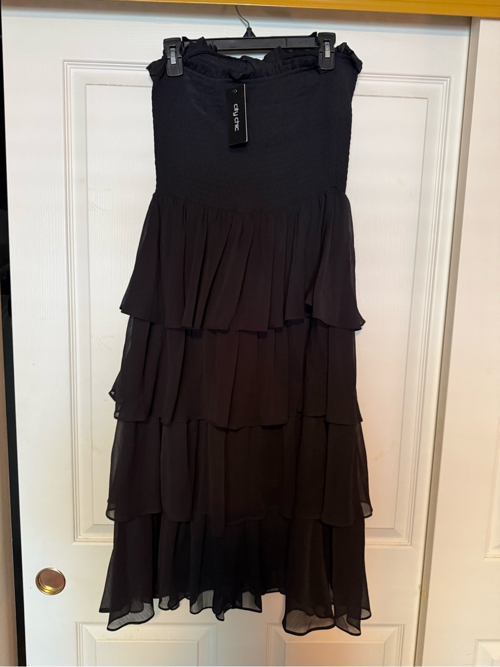 Smocked Strapless Tiered Midi Dress - Black